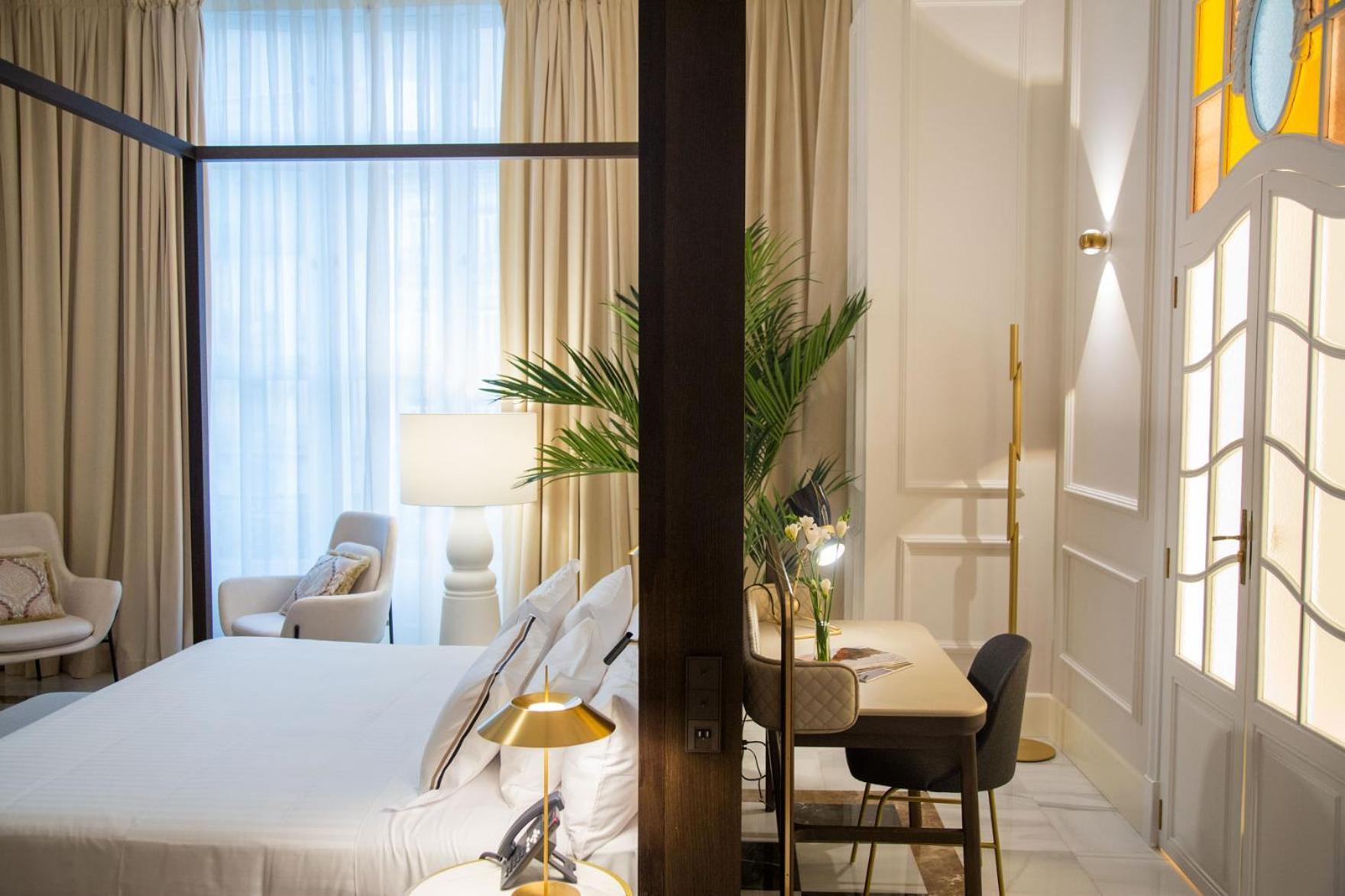 Myr Palacio Vallier Βαλένθια Δωμάτιο φωτογραφία A room at the hotel