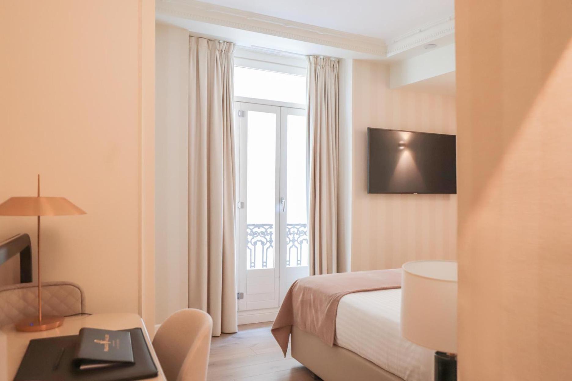 Myr Palacio Vallier Βαλένθια Εξωτερικό φωτογραφία A room at the hotel